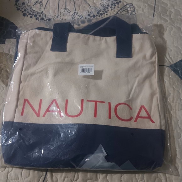 Nautica Cream and Blue Tote Bag with Sporty Design - Picture 7 of 7